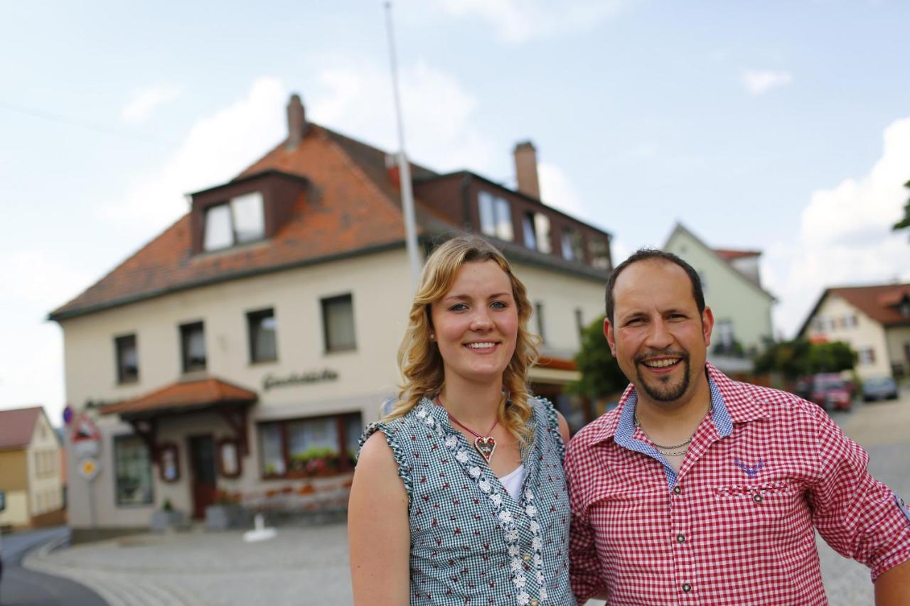 Gasthof Zur Burg Hohenberg an der Eger Exterior foto